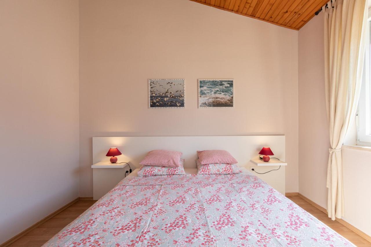 Apartment Ivanka 2 Башка Экстерьер фото